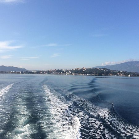 Les Yachts De Porto Vecchio - Le Philae Otel Dış mekan fotoğraf